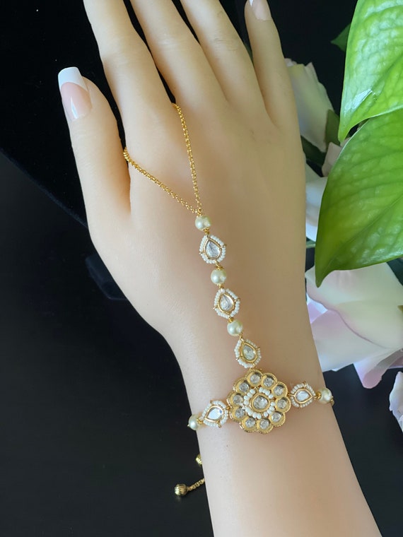 ZEVAR I Gold Toned Pearl Bracelet With Ring – Zevar