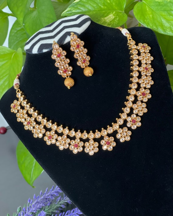 Choker set 2024 design gold