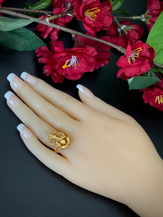CECE JEWELLERY The Elephant & Camellia 18-karat gold, enamel and diamond  ring | NET-A-PORTER