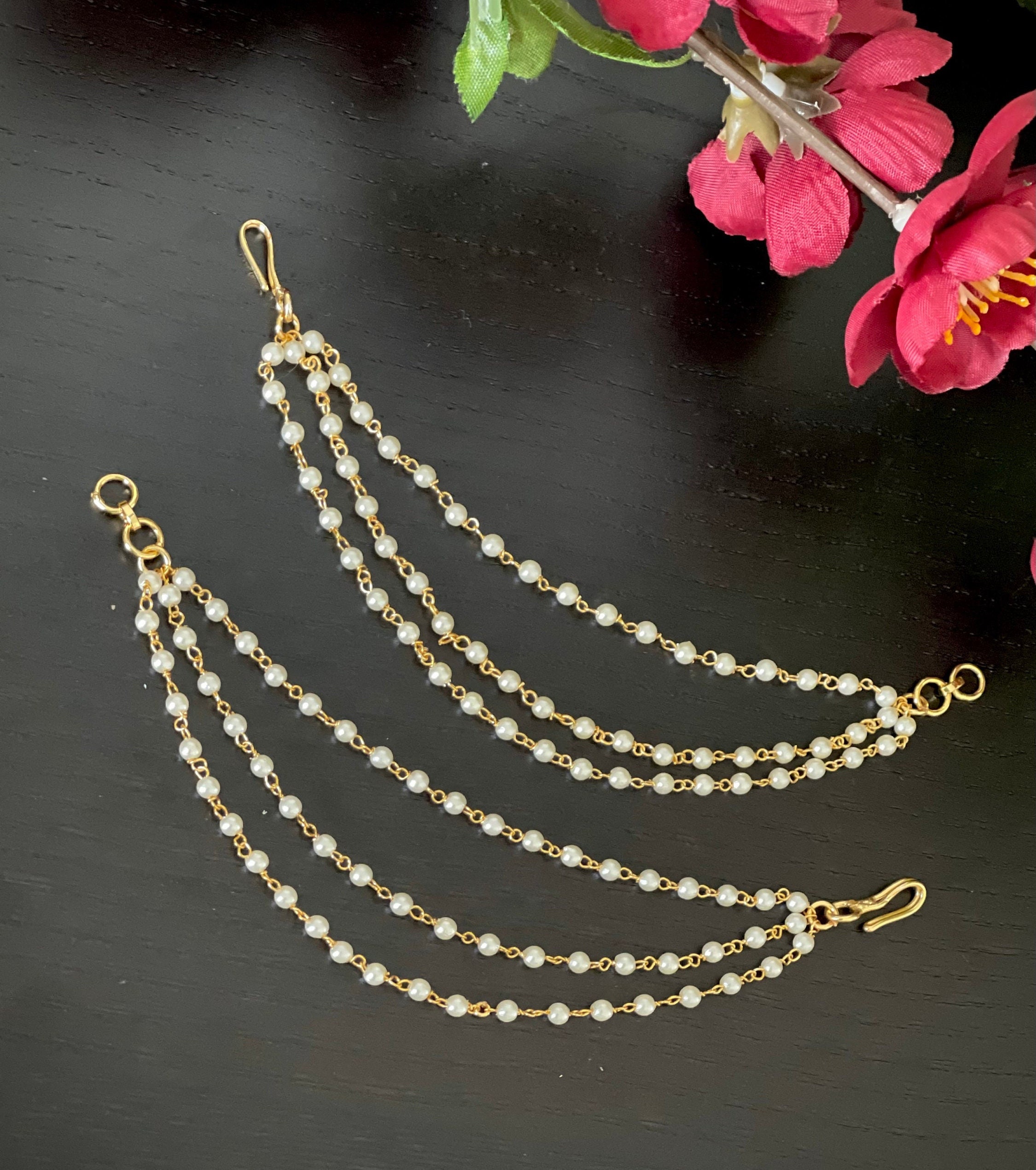 Three-layered pearl Ear chain