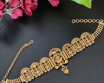 Single Antique gold finished Lakshmi devi Armlet / Bajuband / South Indian Wedding Jewelry /Angada / Single Bracelet for Upperarm / Vanki