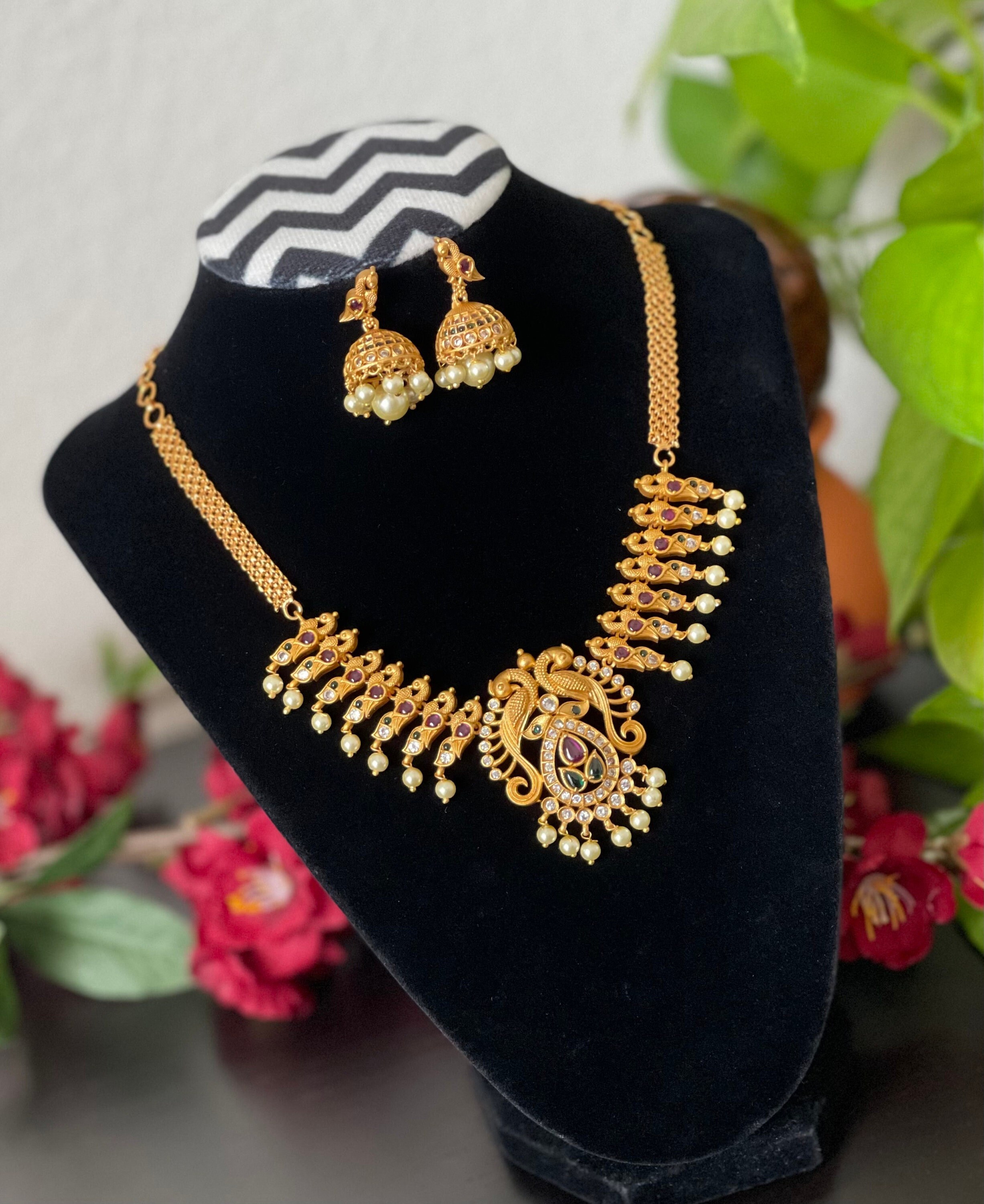 Gold kemp deals jewellery