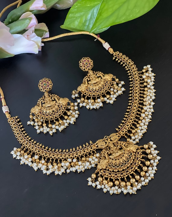 Kemp on sale necklace set