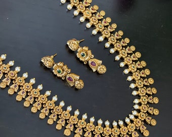 Antieke haar/eenvoudige Lakshmi devi Kemp Haram/mini bruidssieraden/Zuid-Indiase sieraden/tempel sieraden/ruby Guttapusalu ketting/haar