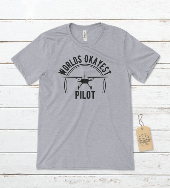 World's Okayest Pilot Funny Flying Aviation T-Shirt Vintage World's Okayest Pilot Funny Flying Aviation T-Shirt Vintage