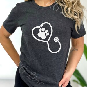 Chemise vétérinaire amusante, t-shirt vétérinaire, cadeau pour amoureux des animaux, t-shirt humoristique, cadeau pour vétérinaire, technicien vétérinaire, assistant vétérinaire, cadeau médecin animalier