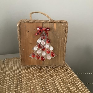 Pebbled Pine