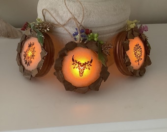 Old Western ornaments x3