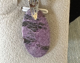 Oval Purporite Pendant