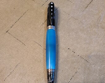 Moon Twist Pen in Blue Glow in the Dark Acrylic
