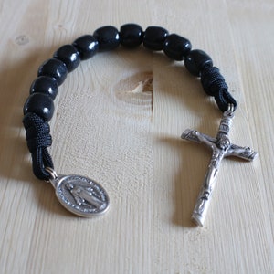 Large Wood Pocket Rosary Black Paracord Beads Wearable Cross Crucifix Pray Catholic Mercy Necklace Rosario One Decade