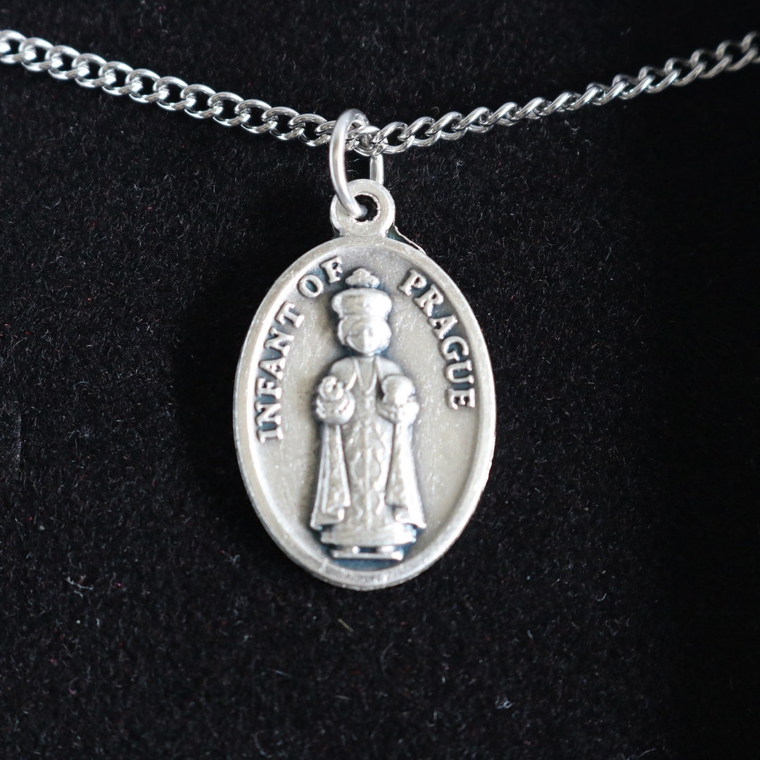Infant of Prague Medal Women 18" Stainless Steel Chain Necklace ...