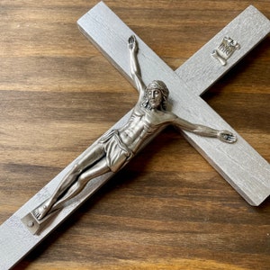 11&quot; Wall Crucifix Wood Metallic Silver Christ Decor Cross Crucifijo Catholic Mercy Cruz Made in USA