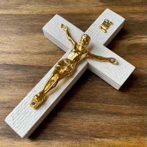 5&quot; Wall Crucifix Wood White Gold Decor Christ Cross Crucifijo Catholic Mercy Cruz Made in USA