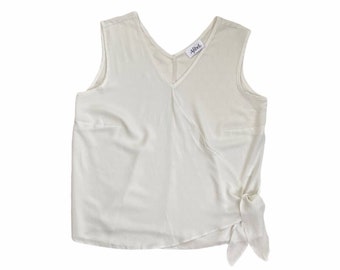Y2K vintage retro Afibel sleeveless vest blouse ivory white textured fashion top with V neck & tie up hem womens size UK 16