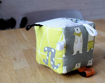 Zachte dobbelsteen rammelaar speelgoed, stof rammelaar, puur katoen, ademend speelgoed voor baby's, handgemaakte pasgeboren ontwikkeling tool, handgemaakte pasgeboren cadeau