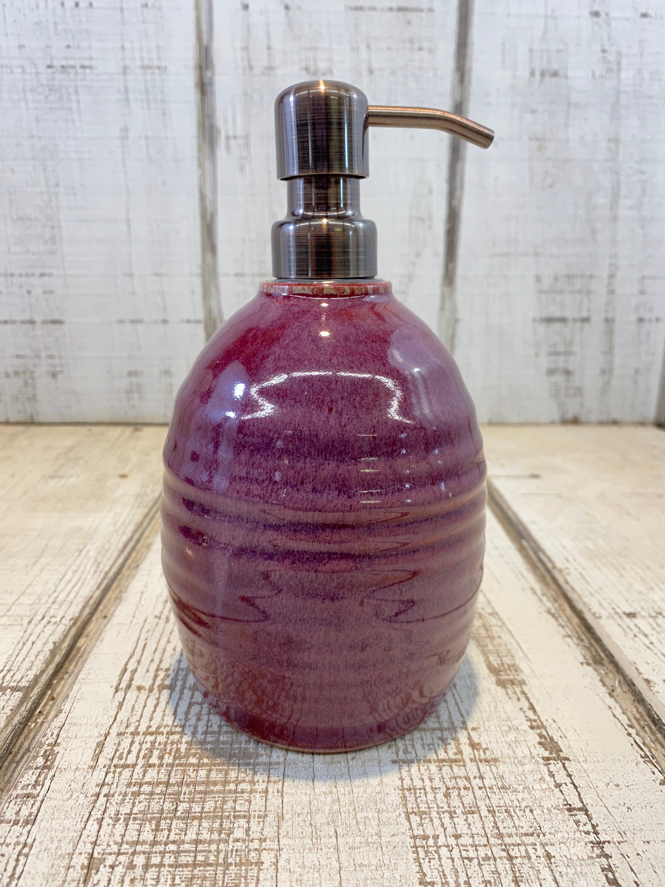 Bomba de jabón de cerámica hecha a mano púrpura gres | Etsy