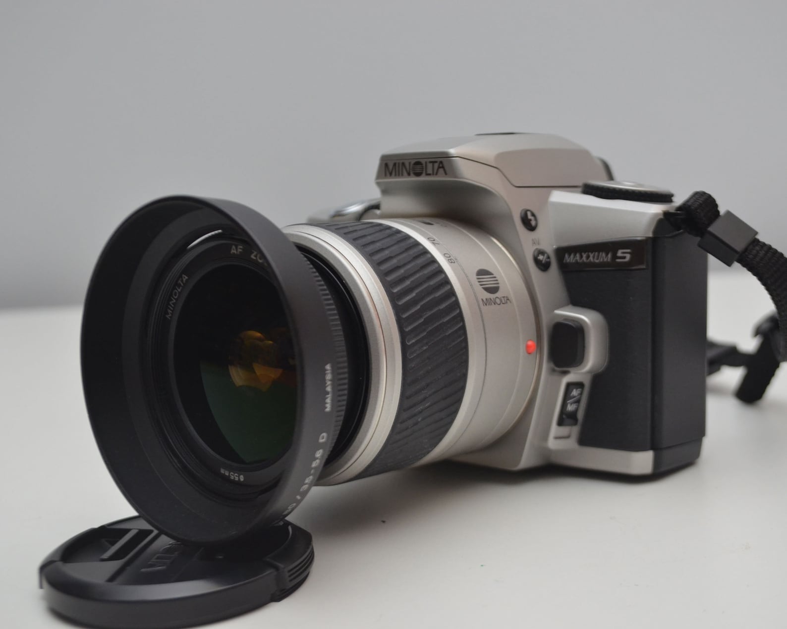 Minolta Maxxum 5 Dynax 5 35mm Film SLR Camera with AF Zoom Etsy