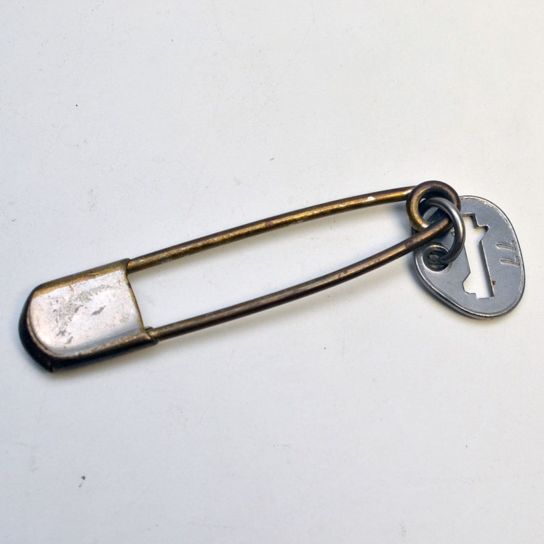 Vintage Large Key Tag Numbered Safety Pin Keychain 77