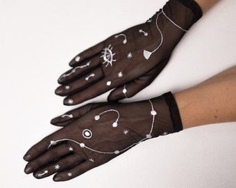 Gestickte schwarze Netz-Armstulpen | Abstraktes Tattoo Design, Abend Handschuhe