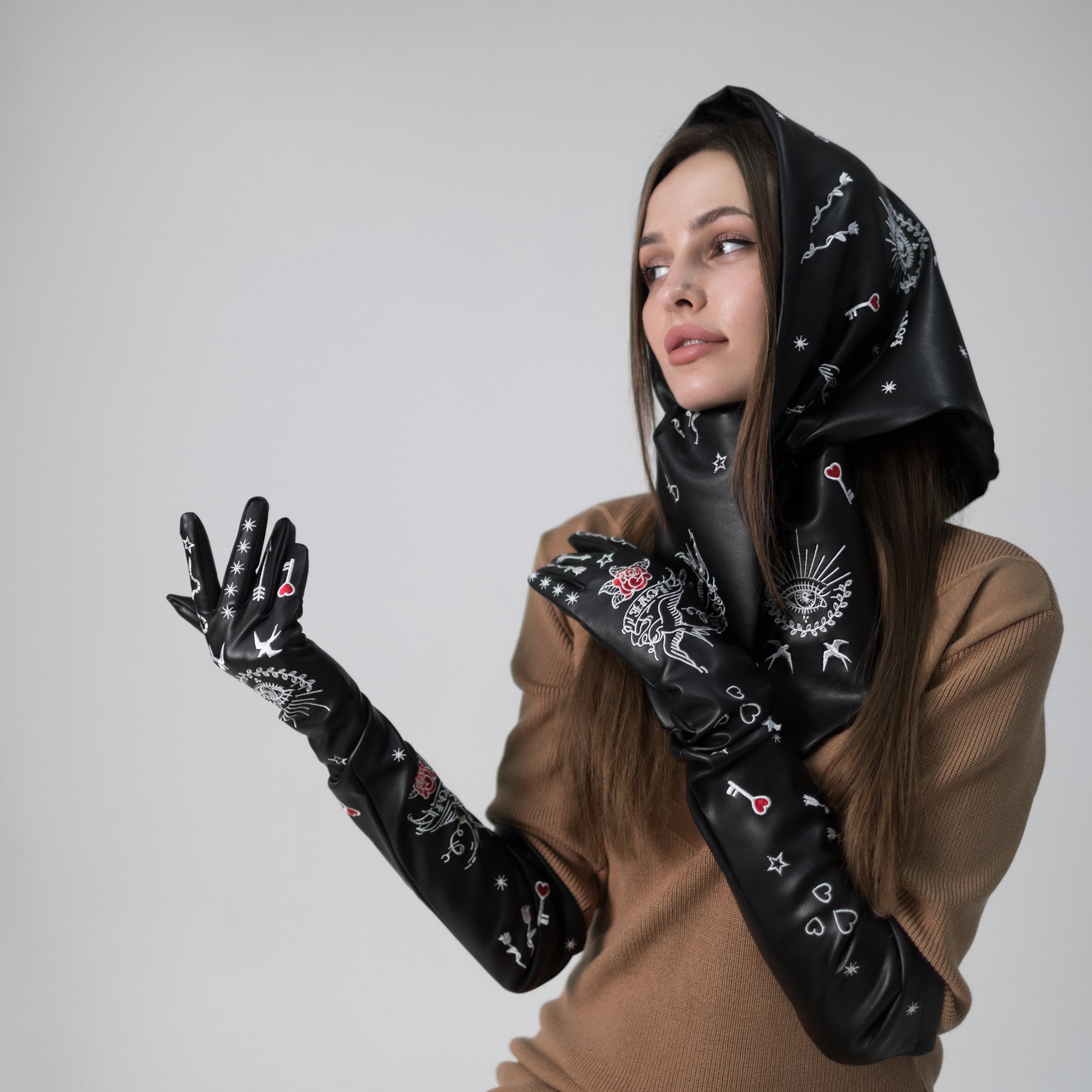 CHALLENGER BANDANA MOSQUITO COIL BANDANA LEATHER GLOVE L BK