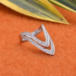 Anillo de compromiso con moissanita pavé, elegante anillo de moissanita en plata de ley 925, regalo de aniversario, joyería de boda con curvas