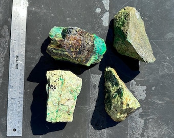 中国産ターコイズ原石 - ジュエリーや小物を作るための中国産