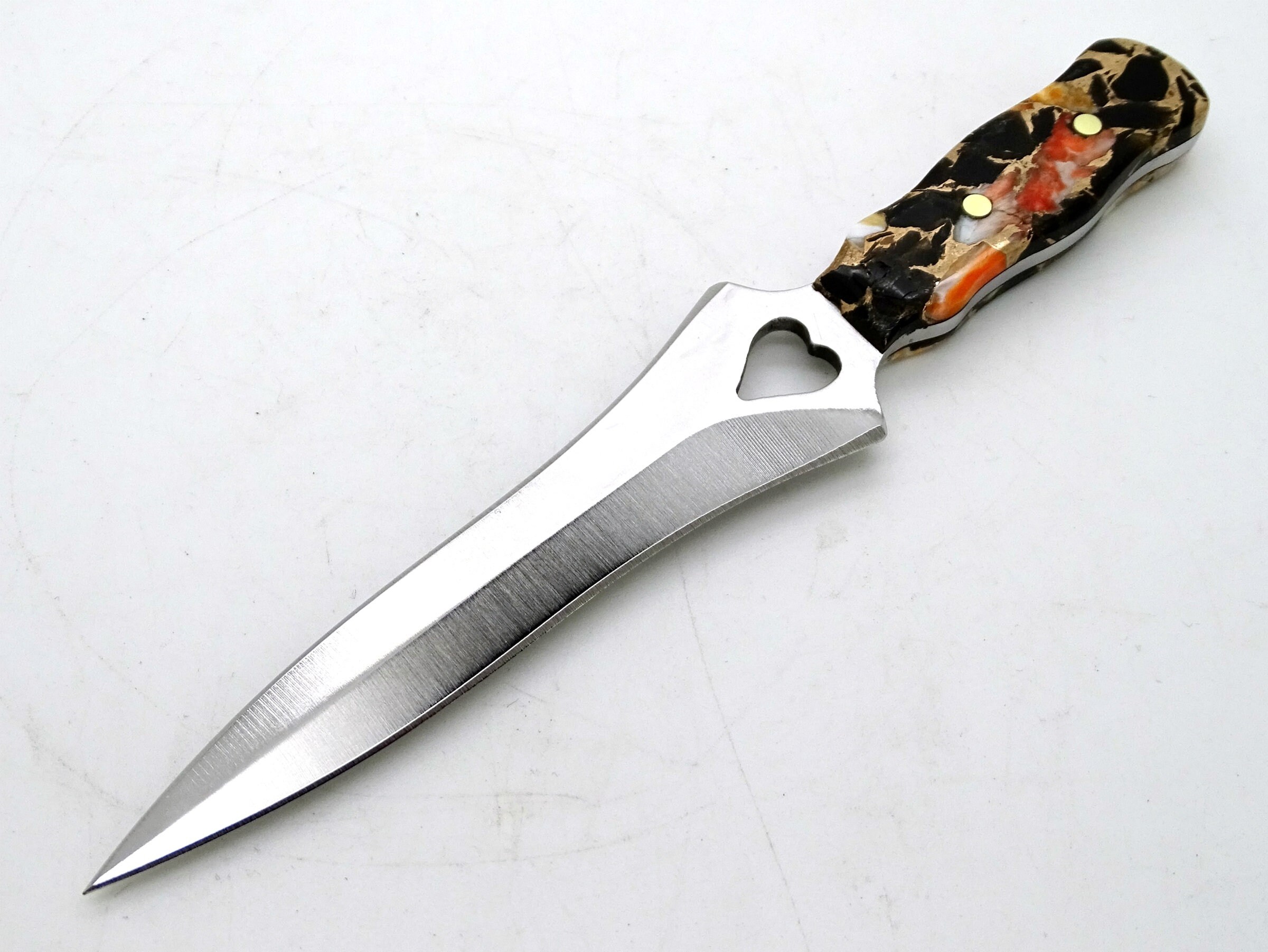 Heartblade Knife