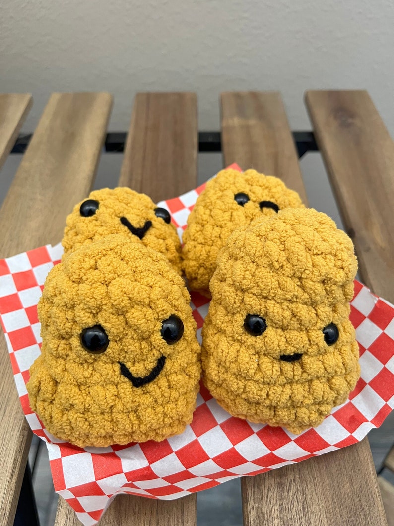 Peluches pépites de poulet au crochet, pépites de poulet au crochet Chicken nugget