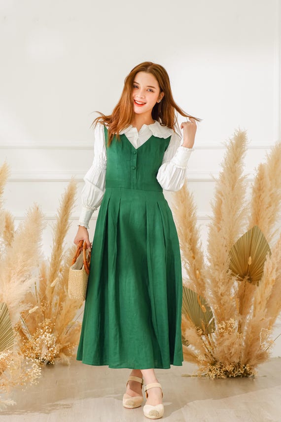 green emerald velvet dress Women's Green Pinafore Flared Dress Green / S main image 0