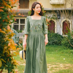 chinese dress ladies Betsy & Adam Women's Floral Gown, 6 main image 1