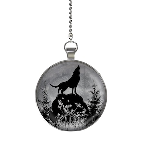 Woodland Rock Wolf Glow in the Dark Ceiling Fan / Light Pull Pendant with Chain