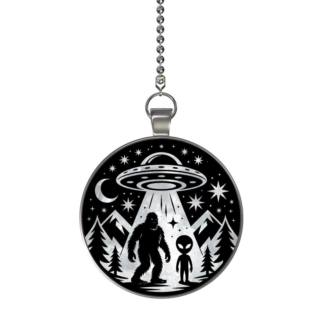 Glow in the Dark Bigfoot & Alien Ceiling Fan Pull | Sasquatch UFO Glass ...