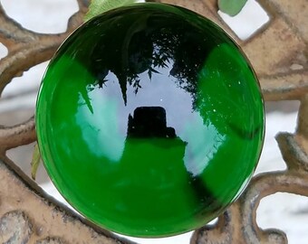 Emerald Green Glass Crystal Ball Wood Stand 40mm Divination Gazing Sphere Scrying Orb Wiccan Pagan Divination Tool Reiki Healing Altar Reiki
