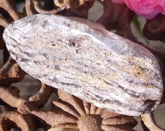 Thousand layer Scenic Quartz Palm Stone Shamanic Dream Stone Lodolite Garden Crystal Lodalite Polished Reiki Healing