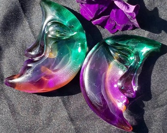Crescent Moon Face Green & Purple Glass Crystal Symbol Taliman Totem Spell Altar Decor Wiccan Pagan Divination Tool Reiki Healing