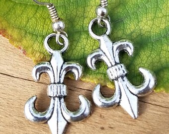 Fleu De Lis Dangle Earrings Handmade French Catholic Saints New Orleans France Royal Flag Wicca Pagan Witch Meditation Reiki Chakra Yoga