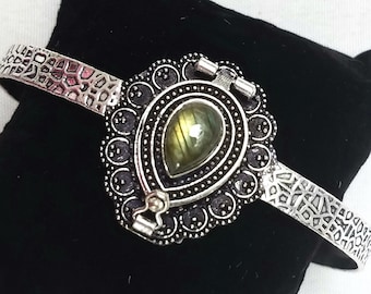 Poison Locket Labradorite Gemstone Cuff Bracelet Crystal Bali Sterling Silver Hand Crafted Reiki Chakra Crown Moon Energy Healing Psychic