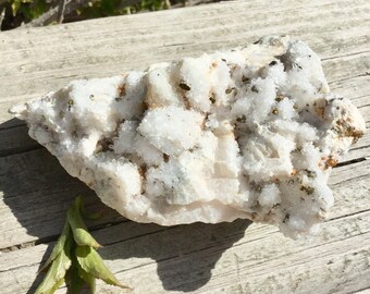 White Quartz Pyrite Crystal Cluster Specimen Mineral Display Decor White Pagan Wicca Reiki Charged Healer Stone