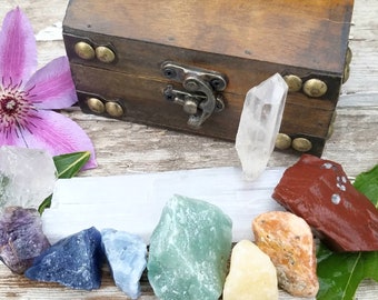 11pc Chakra Kit Crystal Set Raw Gemstone Treasure Chest Box Selenite Amethyst Quartz Wicca Reiki Clear Quartz Meditation Yoga Healing Gift