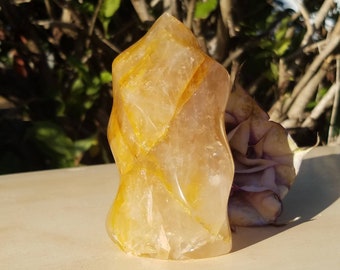 Golden Healer Quartz Crystal Flame Stone Chakra Polished Rainbow Altar Fantasy Home Decor Crystals Witch Wicca Reiki Healing