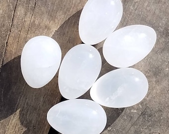 Fertility Rebirth Dragon Egg Crystal Clear Quartz Hand Carved Gemstone Stone Heart Chakra Metaphysical Home Decor Stone Love Altar