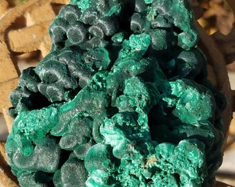 Gorgeous Malachite Raw Gemstone Stone Crystal Natural Healing Reiki Metaphysical Wicca Meditation Yoga Altar Heart Chakra Polished Tumbled
