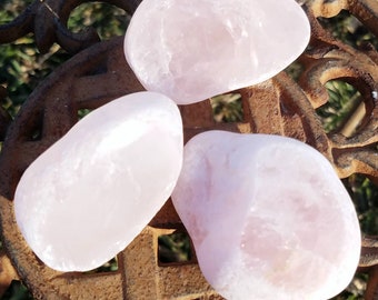 Rose Quartz Crystal Seer Stone Emma Eggs Natural Healing Crystal Tumbled Crown Chakra Reiki Energy Shaman Manifest Wicca Witch Witchy