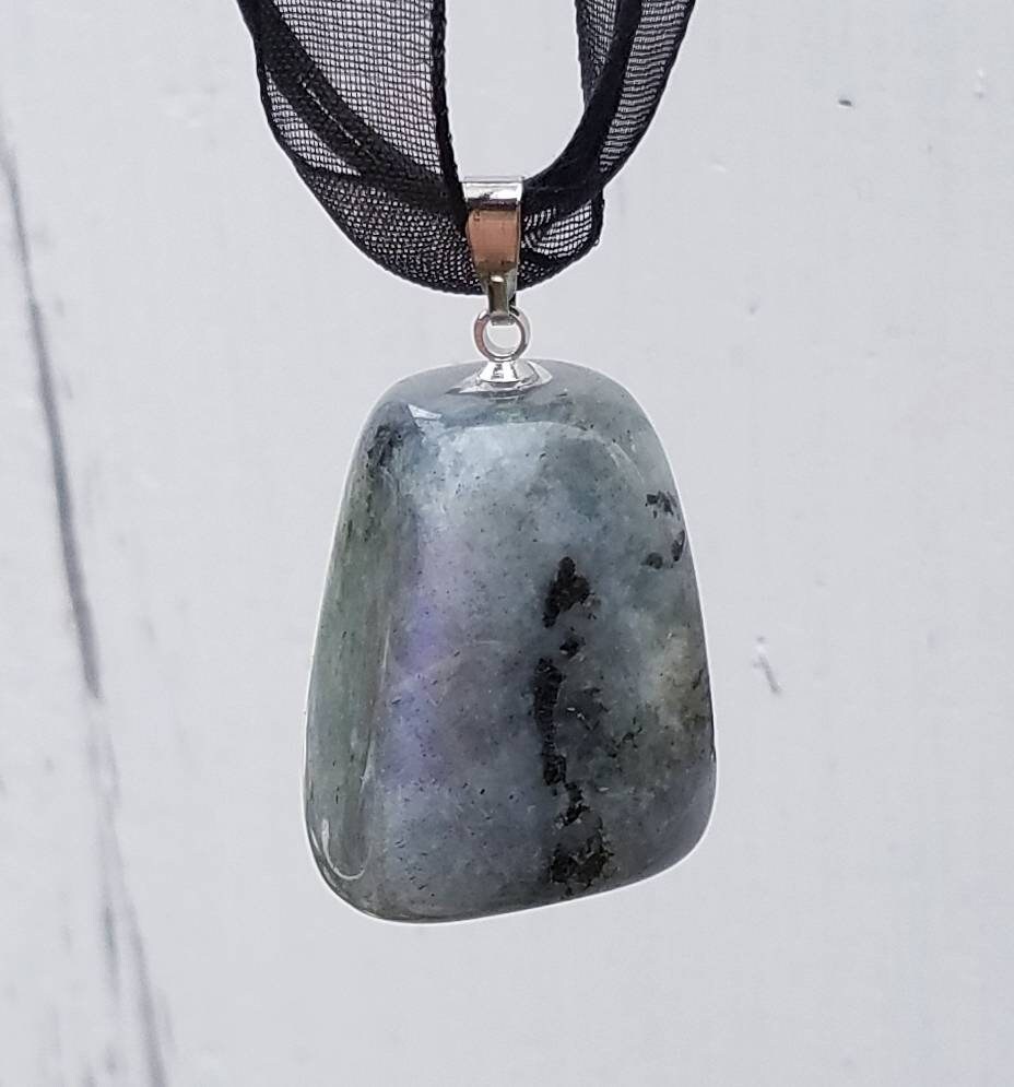 Labradorite Pendant Necklace Crystal Stone Gemstone Rainbow | Etsy