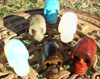 Crystal Skull Select Rose Quartz Agate  Malachite Clear Quartz Green Aventurine Hand Carved Statue Fantasy Home Decor Crystal Reiki Healing