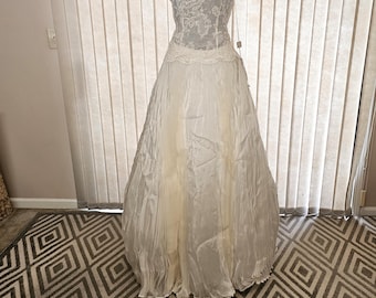 Lancetti Ivory 2pc Wedding Dress 10 NWT