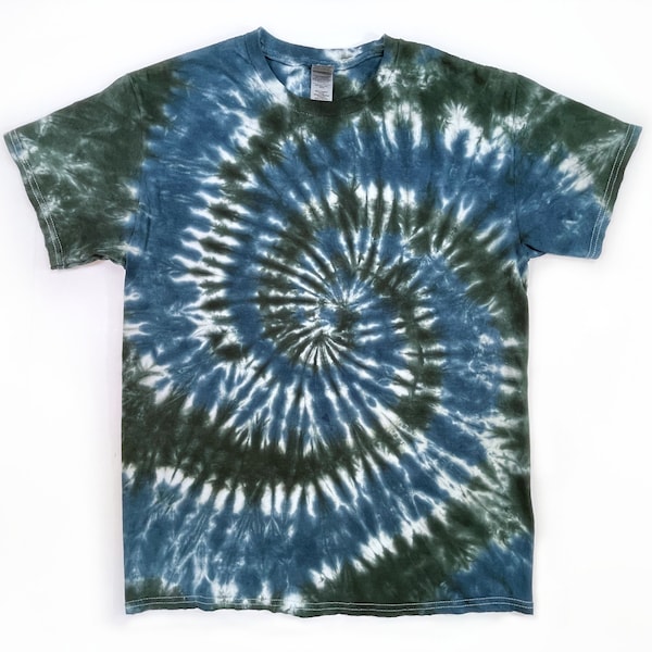 Tie Dye Spiral T-shirt, Dark Green Teal Blue, Unisex Mens T-shirt