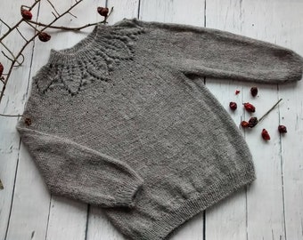 Handmade knitted sweater for girls, lace leaf yoke with bobbles, in grey color, in merino / wool / alpaca / alpaca-wool yarn