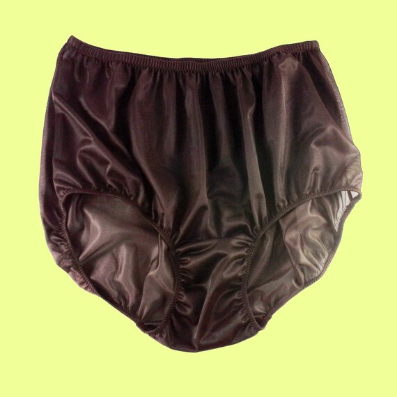 brown undies